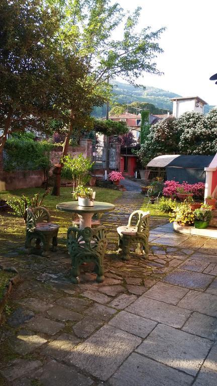 Villa Casa Orisca Lesa Esterno foto